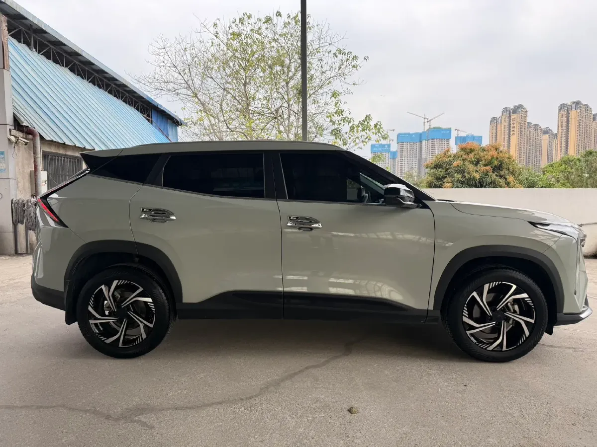 2023 Geely Azkarra 1.5T 181HP L4 7DCT,autocango,china used car exporter,china ev exporter,chinese used car exporter,chinese used ev exporter