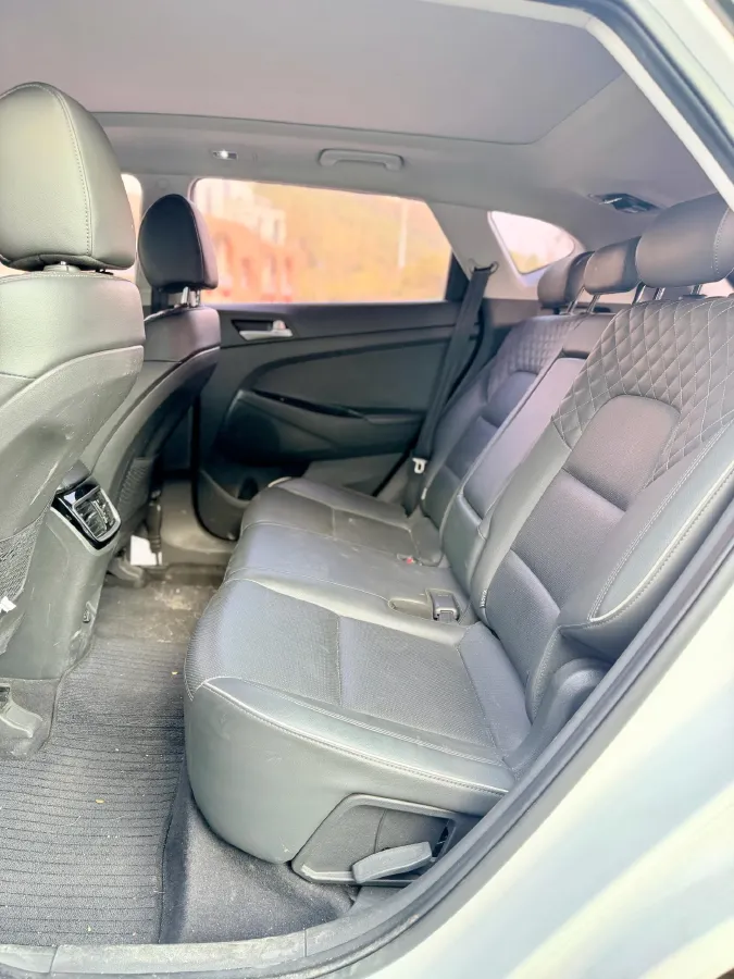 2019 Hyundai Tucson 1.6T 177HP L4 7DCT,autocango,china used car exporter,china ev exporter,chinese used car exporter,chinese used ev exporter