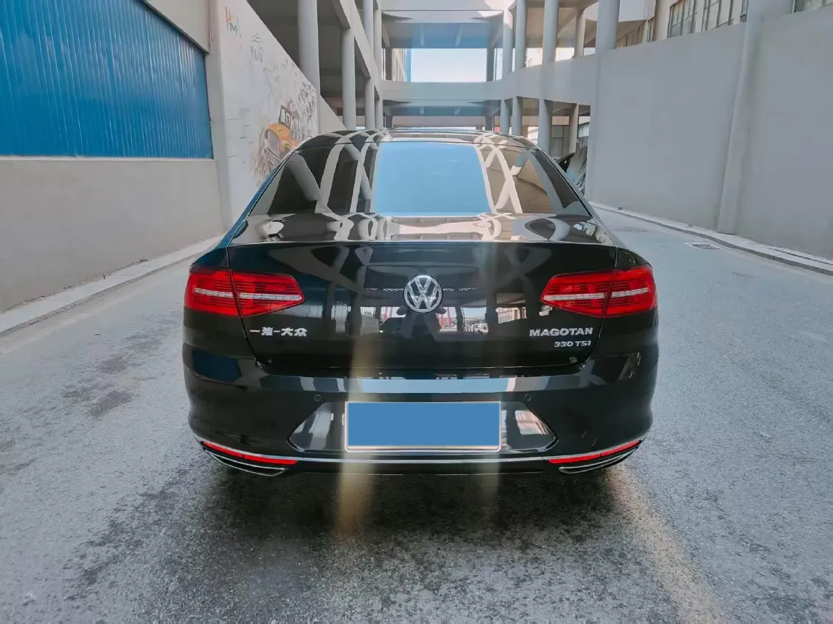 2018 Volkswagen Magotan 1.8T 180HP L4 7DCT,autocango,china used car exporter,china ev exporter,chinese used car exporter,chinese used ev exporter