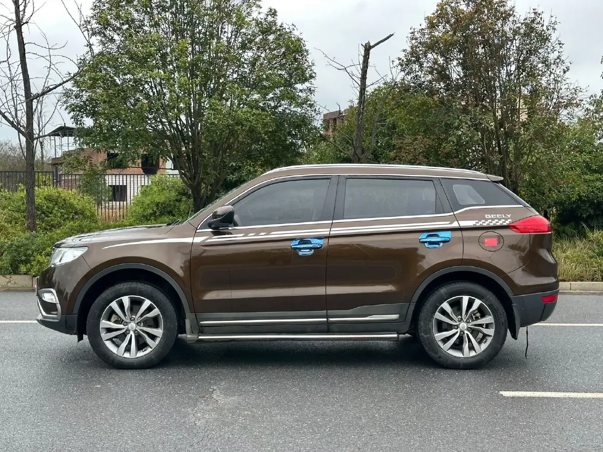 2016 Geely Azkarra 2.0L 141HP L4 6MT,autocango,china used car exporter,china ev exporter,chinese used car exporter,chinese used ev exporter