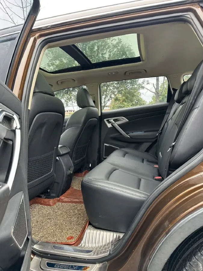 2016 Geely Azkarra 2.0L 141HP L4 6MT,autocango,china used car exporter,china ev exporter,chinese used car exporter,chinese used ev exporter