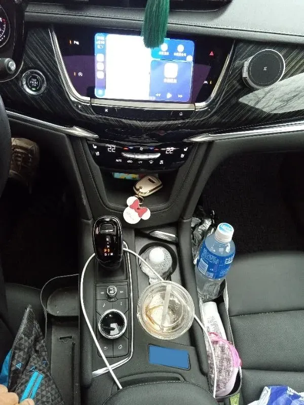 2022 Cadillac XT6 2.0T 237HP L4 9AT,autocango,china used car exporter,china ev exporter,chinese used car exporter,chinese used ev exporter