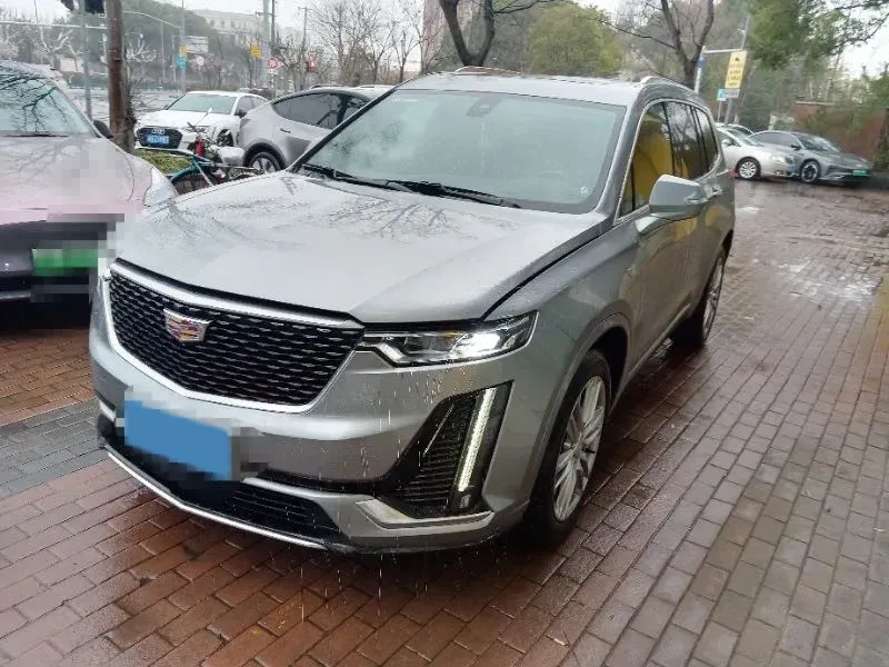 2022 Cadillac XT6 2.0T 237HP L4 9AT,autocango,china used car exporter,china ev exporter,chinese used car exporter,chinese used ev exporter