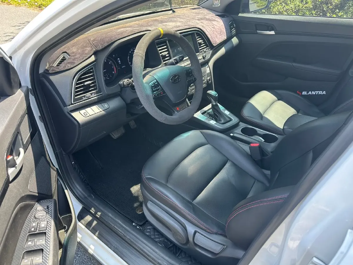 2016 Hyundai Elantra 1.6L 130HP L4 6AT,autocango,china used car exporter,china ev exporter,chinese used car exporter,chinese used ev exporter