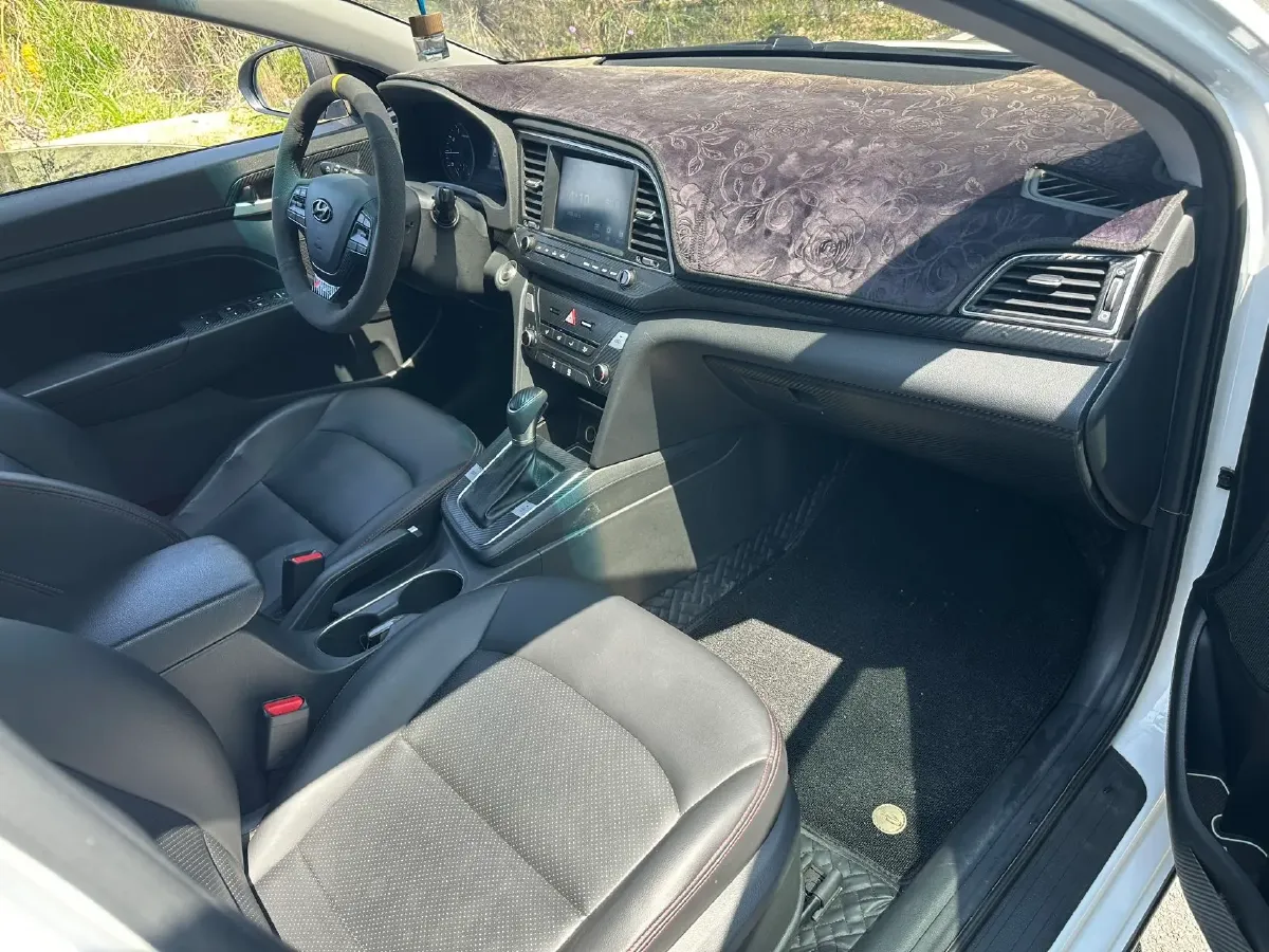 2016 Hyundai Elantra 1.6L 130HP L4 6AT,autocango,china used car exporter,china ev exporter,chinese used car exporter,chinese used ev exporter