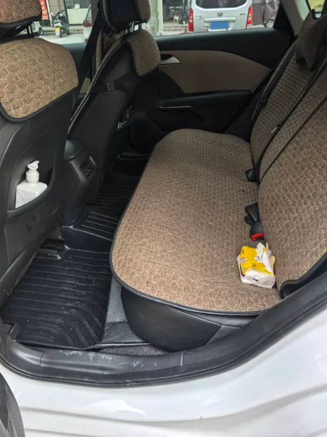 2021 Chevrolet Monza 1.5L 113HP L4 6AT,autocango,china used car exporter,china ev exporter,chinese used car exporter,chinese used ev exporter