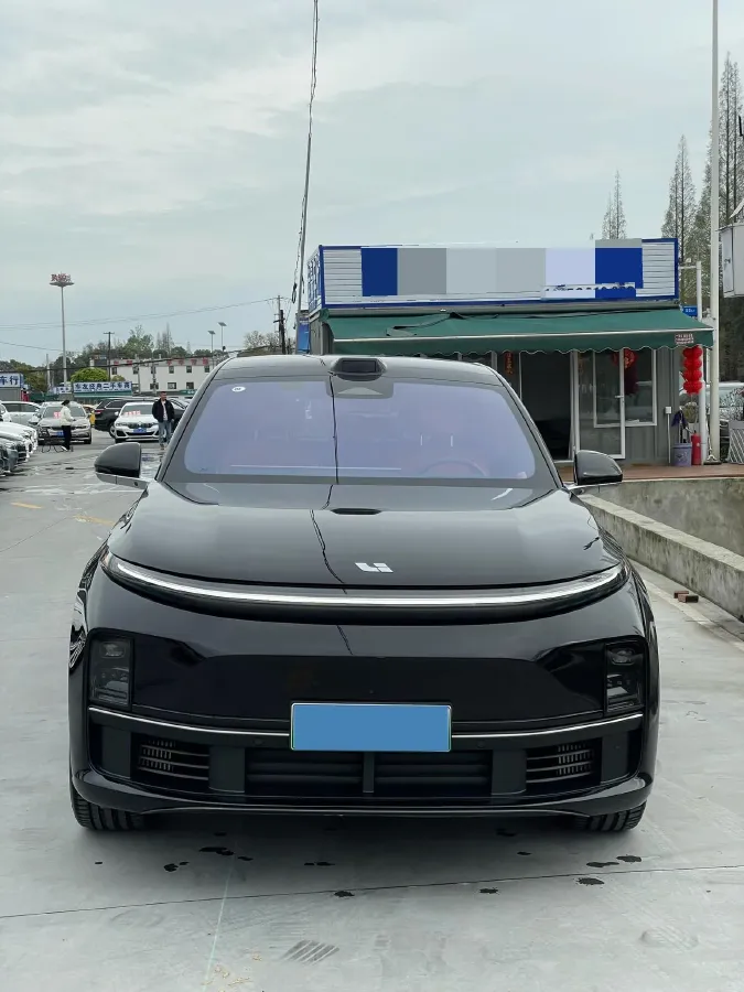 2024 Li L8 Range Extended 154HP REEV 42.8KWH,autocango,china used car exporter,china ev exporter,chinese used car exporter,chinese used ev exporter