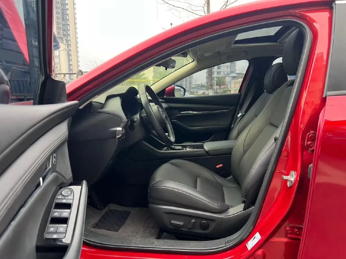 2021 Mazda 3 Axela 2.0L 158HP L4 6AT,autocango,china used car exporter,china ev exporter,chinese used car exporter,chinese used ev exporter