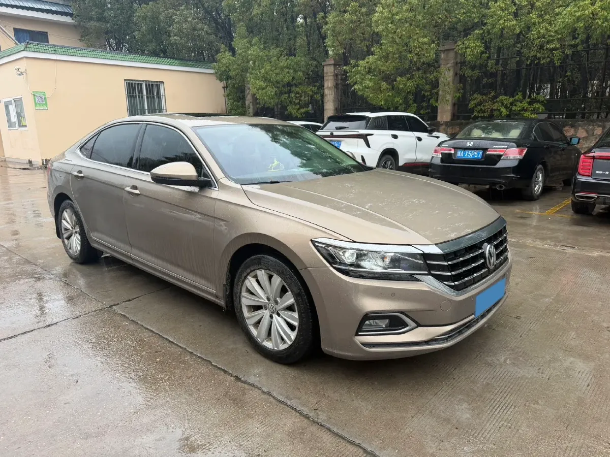 2019 Skoda Kodiak 2.0T 186HP L4 7DCT,autocango,china used car exporter,china ev exporter,chinese used car exporter,chinese used ev exporter