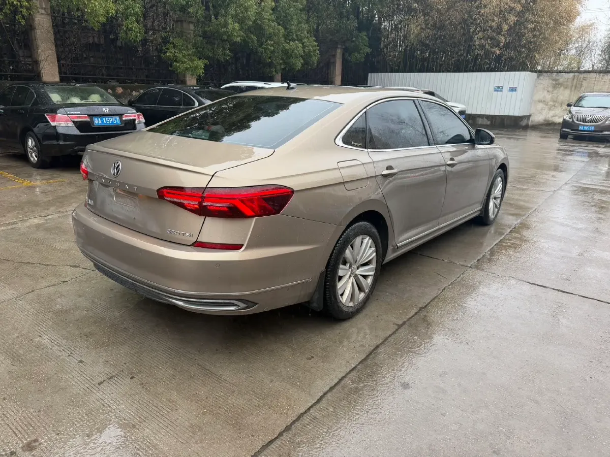 2019 Skoda Kodiak 2.0T 186HP L4 7DCT,autocango,china used car exporter,china ev exporter,chinese used car exporter,chinese used ev exporter