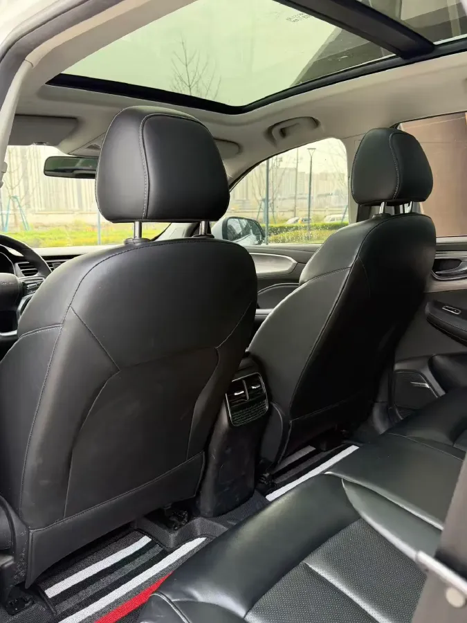 2021 Roewe RX5 1.5T 181HP L4 7DCT,autocango,china used car exporter,china ev exporter,chinese used car exporter,chinese used ev exporter