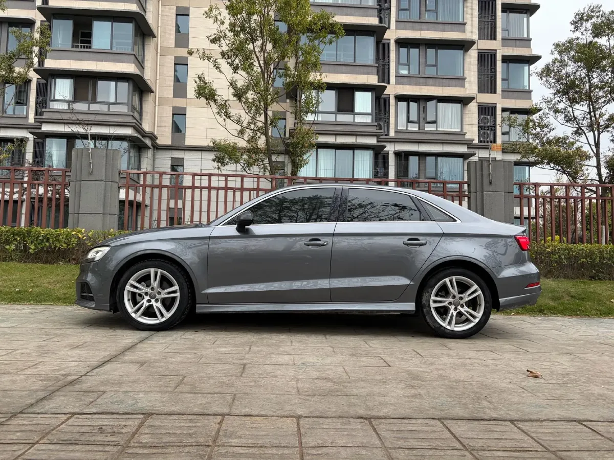 2020 Audi A3 1.4T 150HP L4 7DCT,autocango,china used car exporter,china ev exporter,chinese used car exporter,chinese used ev exporter