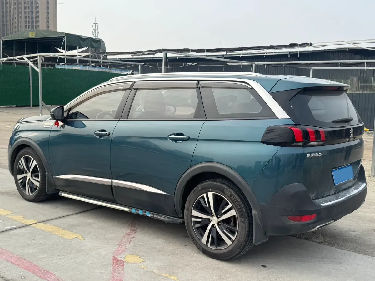2017 Peugeot 5008 1.6T 167HP L4 6AT,autocango,china used car exporter,china ev exporter,chinese used car exporter,chinese used ev exporter
