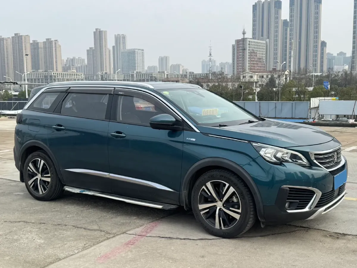 2017 Peugeot 5008 1.6T 167HP L4 6AT,autocango,china used car exporter,china ev exporter,chinese used car exporter,chinese used ev exporter