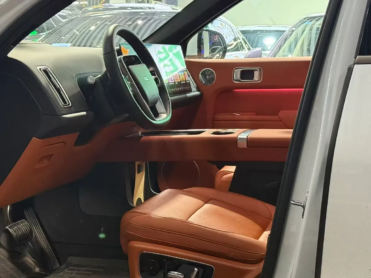 2025 Li L9 Range Extended 154HP REEV,autocango,china used car exporter,china ev exporter,chinese used car exporter,chinese used ev exporter
