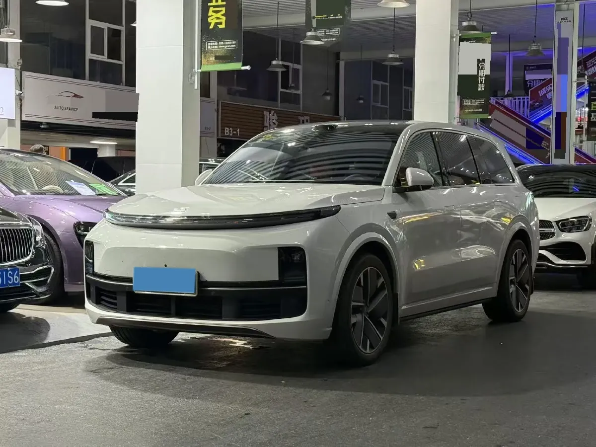 2025 Li L9 Range Extended 154HP REEV,autocango,china used car exporter,china ev exporter,chinese used car exporter,chinese used ev exporter