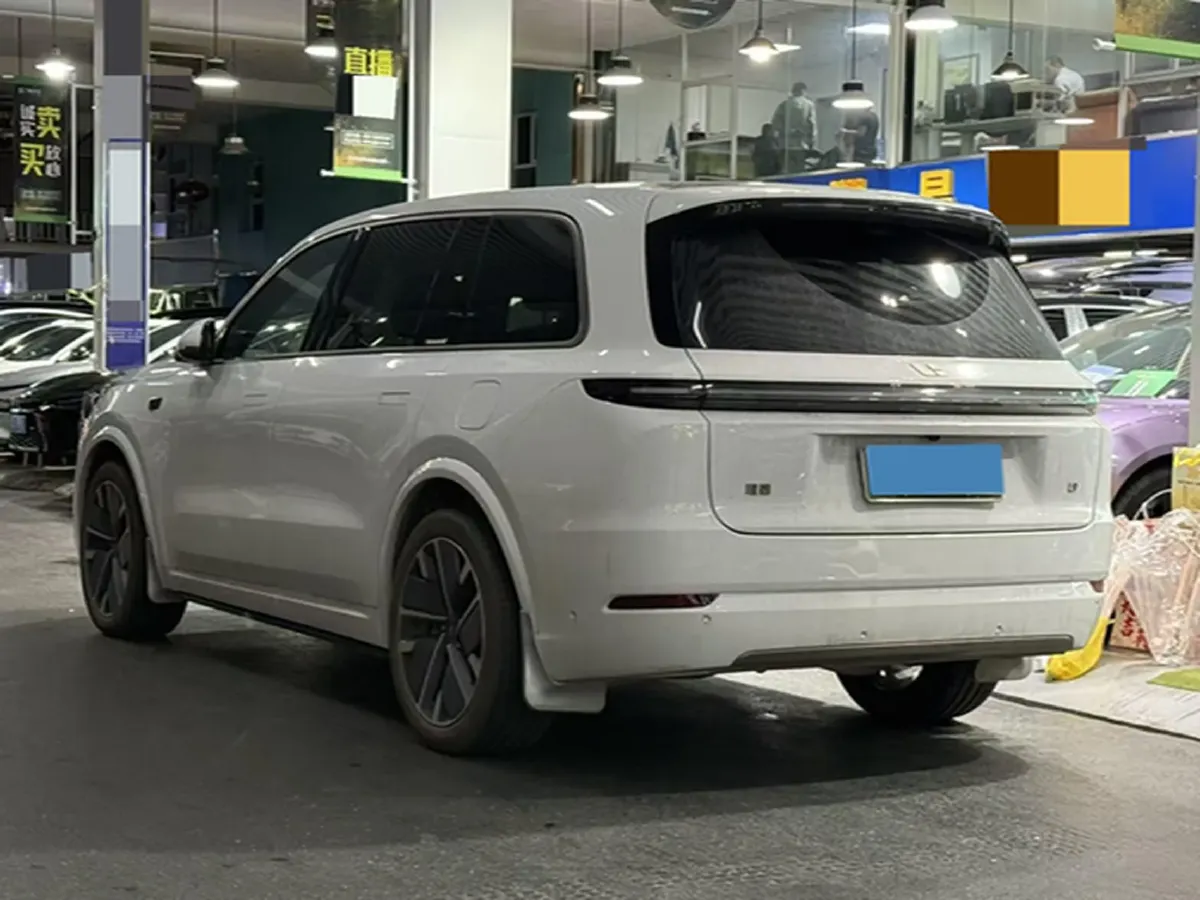2025 Li L9 Range Extended 154HP REEV,autocango,china used car exporter,china ev exporter,chinese used car exporter,chinese used ev exporter
