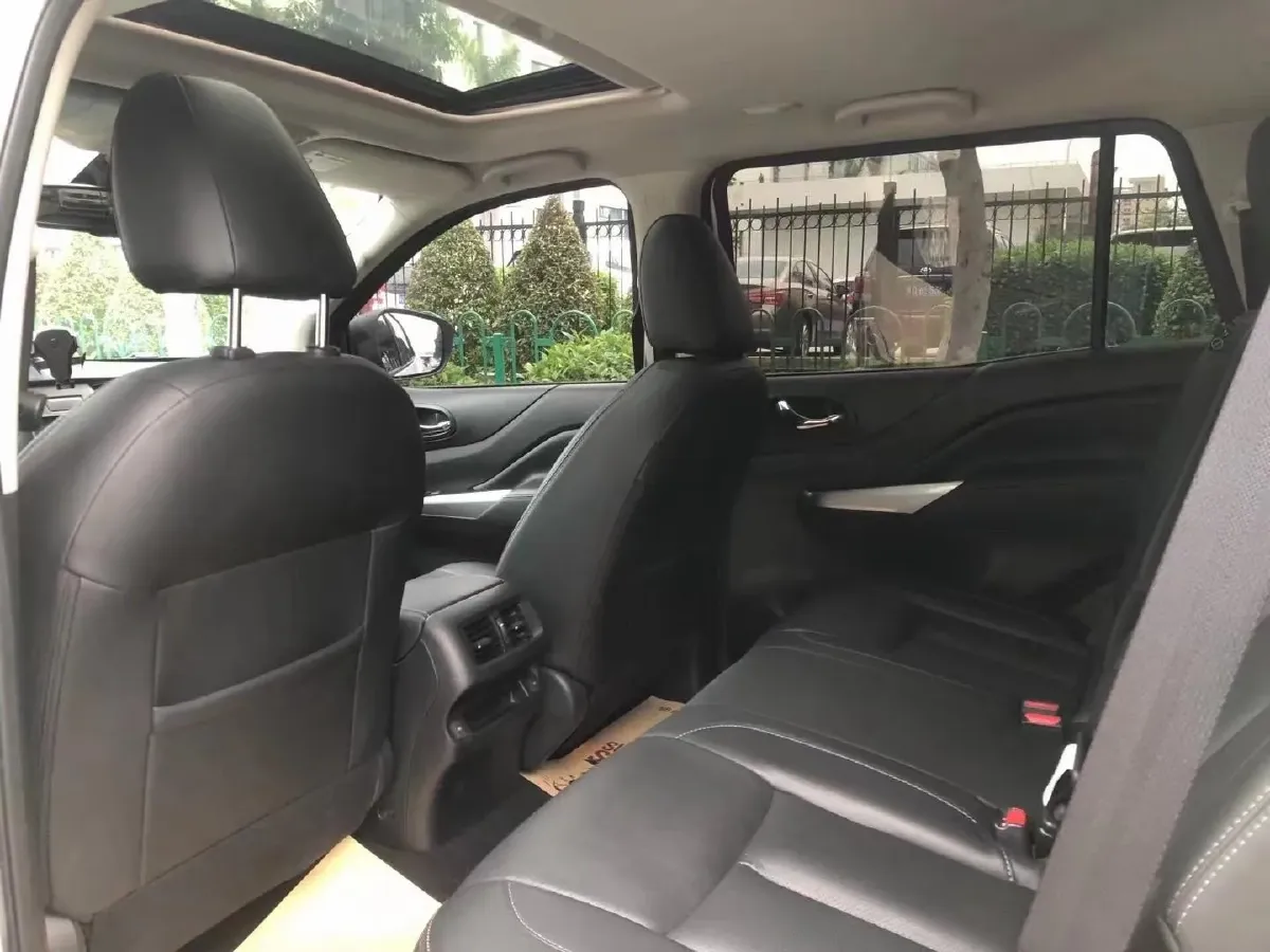 2020 Nissan Terra 2.5L 193HP L4 7AT,autocango,china used car exporter,china ev exporter,chinese used car exporter,chinese used ev exporter