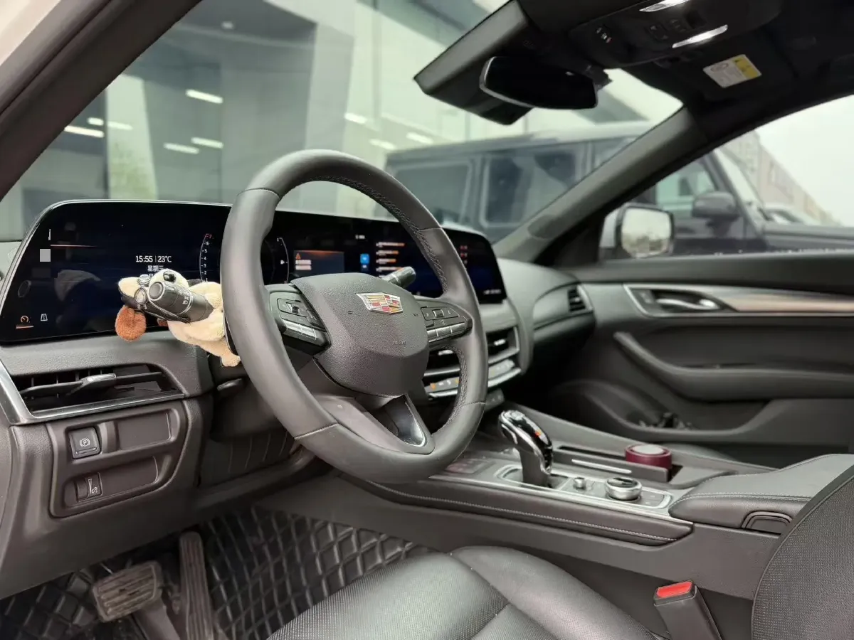 2024 Cadillac CT5 2.0T 237HP L4 10AT,autocango,china used car exporter,china ev exporter,chinese used car exporter,chinese used ev exporter