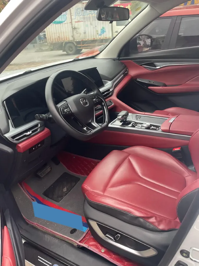 2022 ChangAn CS75 Plus 2.0T 233HP L4 8AT,autocango,china used car exporter,china ev exporter,chinese used car exporter,chinese used ev exporter