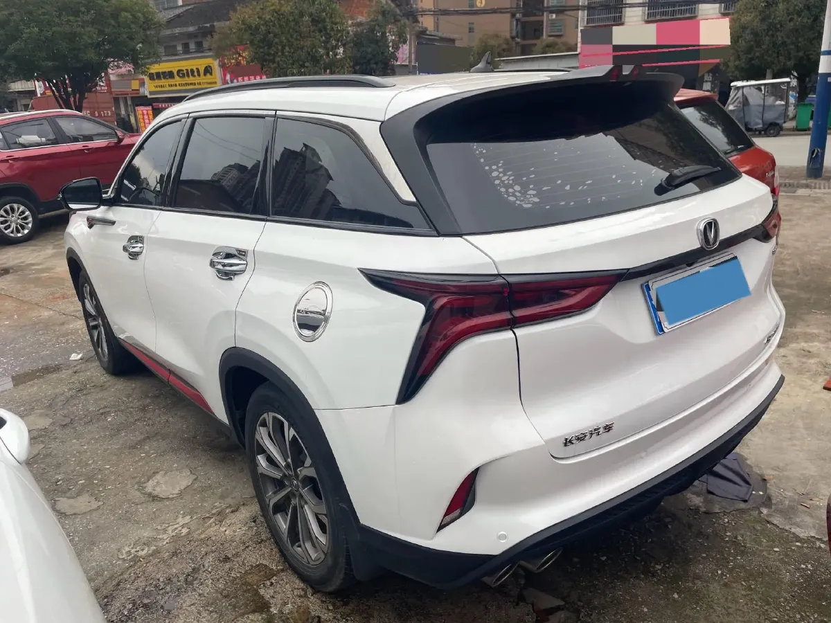 2022 ChangAn CS75 Plus 2.0T 233HP L4 8AT,autocango,china used car exporter,china ev exporter,chinese used car exporter,chinese used ev exporter