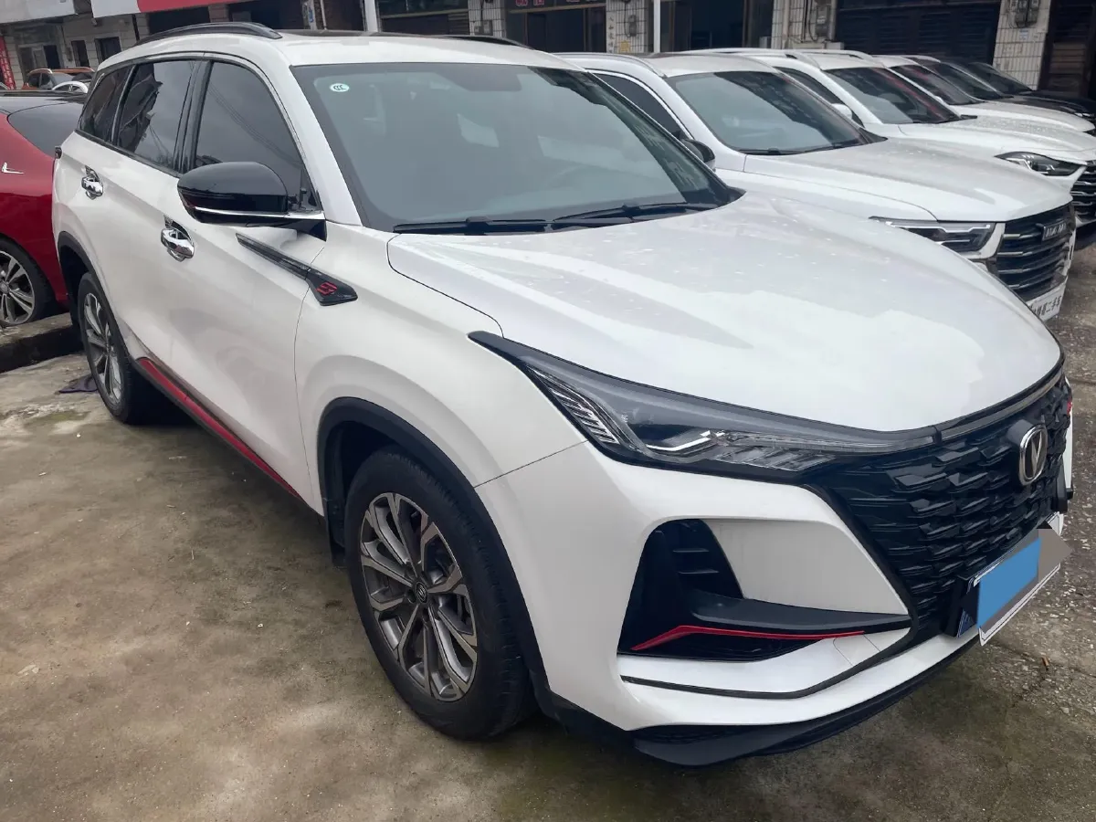 2022 ChangAn CS75 Plus 2.0T 233HP L4 8AT,autocango,china used car exporter,china ev exporter,chinese used car exporter,chinese used ev exporter
