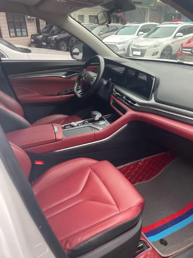 2022 ChangAn CS75 Plus 2.0T 233HP L4 8AT,autocango,china used car exporter,china ev exporter,chinese used car exporter,chinese used ev exporter