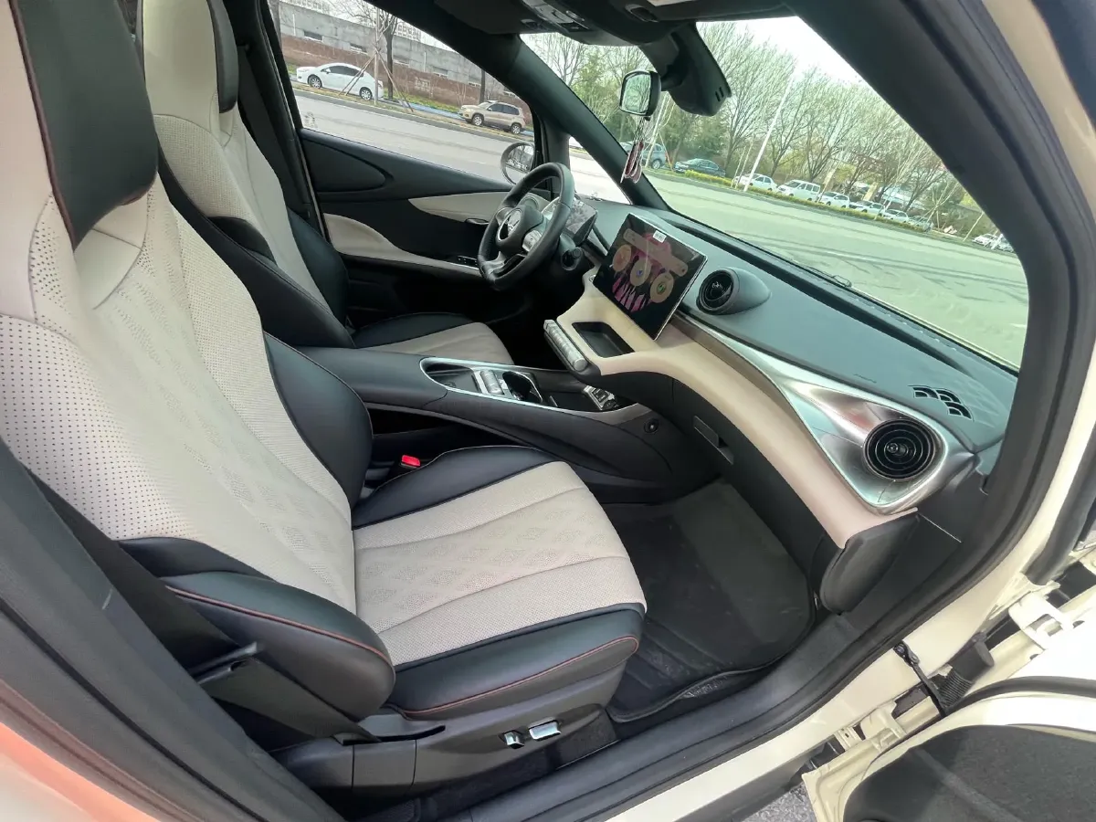 2023 BYD Dolphin BEV 44.928KWH,autocango,china used car exporter,china ev exporter,chinese used car exporter,chinese used ev exporter