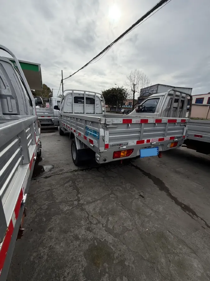 2023 WuLing RongGuang New Truck 2.0L 136HP L4 5MT,autocango,china used car exporter,china ev exporter,chinese used car exporter,chinese used ev exporter