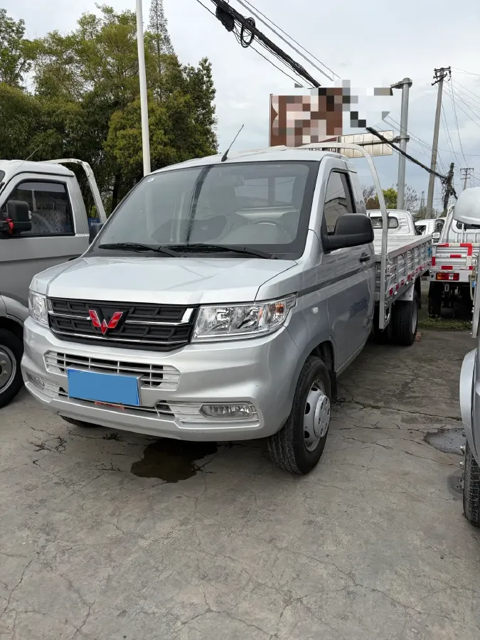 2023 WuLing RongGuang New Truck 2.0L 136HP L4 5MT,autocango,china used car exporter,china ev exporter,chinese used car exporter,chinese used ev exporter