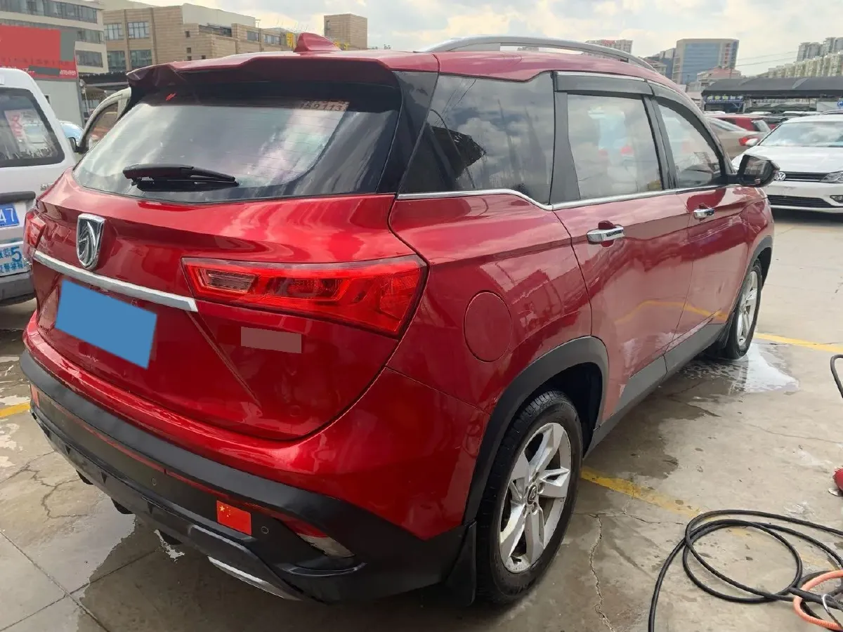 2018 BaoJun 530 1.5T 150HP L4 6DCT,autocango,china used car exporter,china ev exporter,chinese used car exporter,chinese used ev exporter