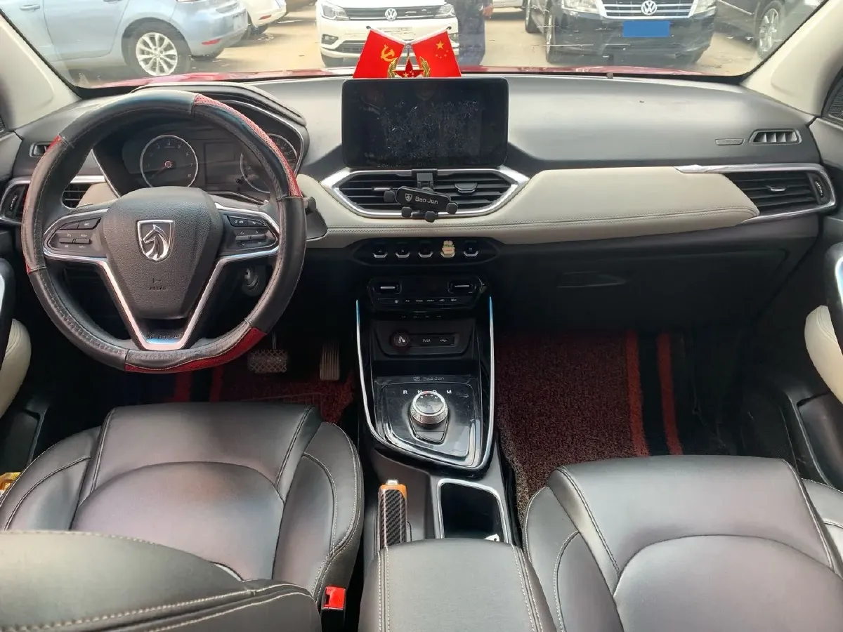 2018 BaoJun 530 1.5T 150HP L4 6DCT,autocango,china used car exporter,china ev exporter,chinese used car exporter,chinese used ev exporter