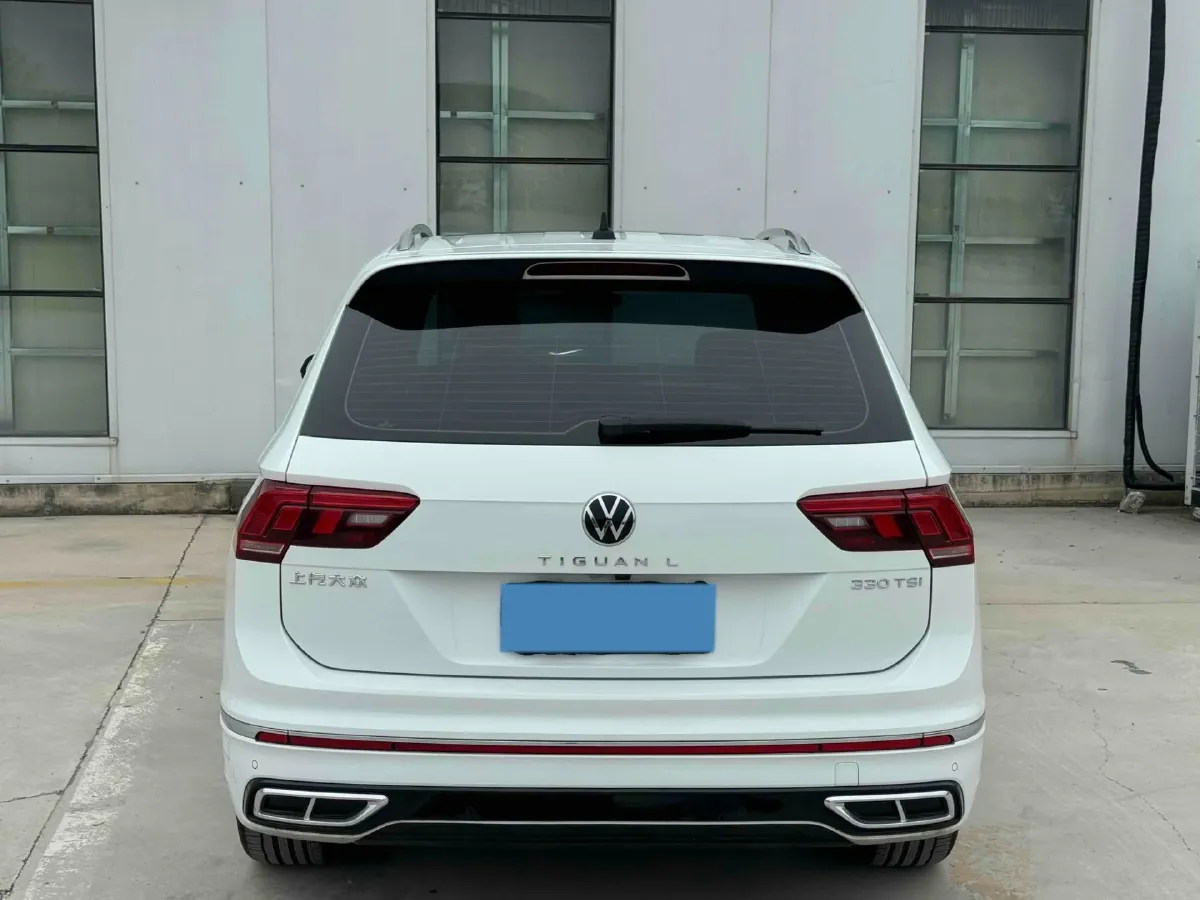 2024 Volkswagen Tiguan L 2.0T 186HP L4 7DCT,autocango,china used car exporter,china ev exporter,chinese used car exporter,chinese used ev exporter