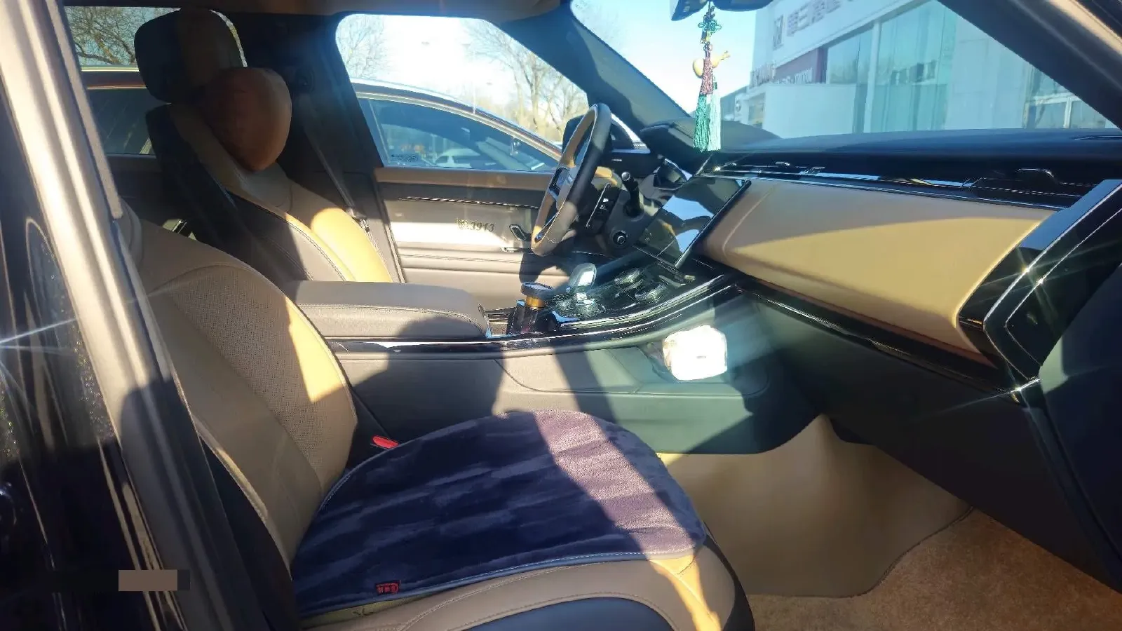 2023 Land Rover Range Rover Sport 3.0T 400HP L6 8AT,autocango,china used car exporter,china ev exporter,chinese used car exporter,chinese used ev exporter