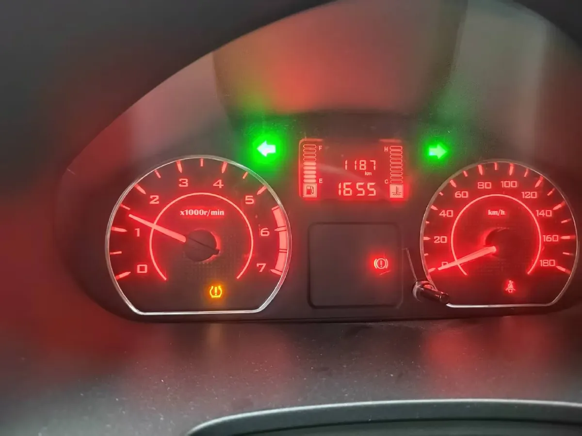 2022 JinBei Little Sea Lion X30 1.5L 102HP L4 5MT,autocango,china used car exporter,china ev exporter,chinese used car exporter,chinese used ev exporter