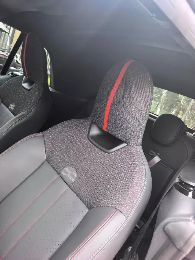 2025 MINI MINI 2.0T 204HP L4 7DCT,autocango,china used car exporter,china ev exporter,chinese used car exporter,chinese used ev exporter