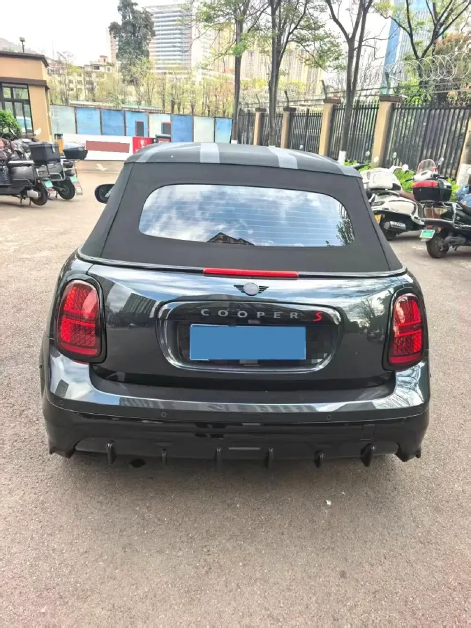 2025 MINI MINI 2.0T 204HP L4 7DCT,autocango,china used car exporter,china ev exporter,chinese used car exporter,chinese used ev exporter