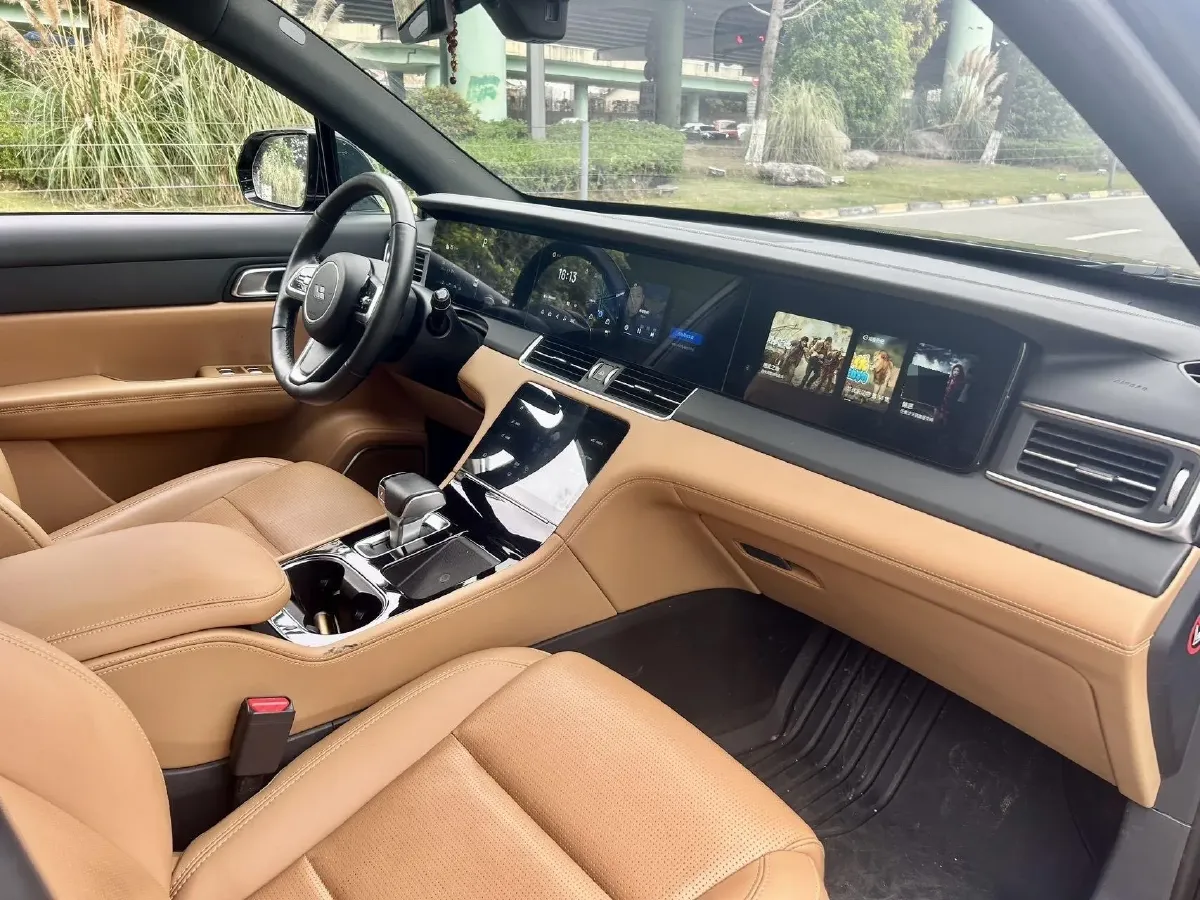 2021 Li ONE Range Extended 131HP REEV 40.5KWH,autocango,china used car exporter,china ev exporter,chinese used car exporter,chinese used ev exporter