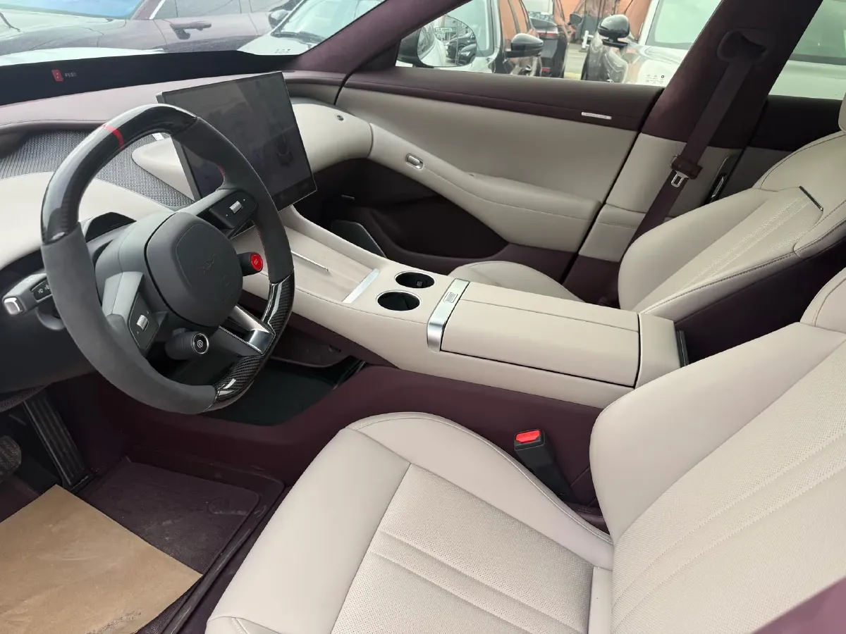 2025 MI YU7 BEV 101.7KWH,autocango,china used car exporter,china ev exporter,chinese used car exporter,chinese used ev exporter