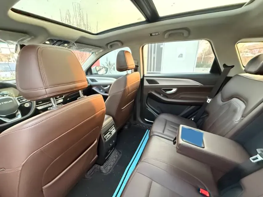 2021 Jetour X90 Plus 1.6T 197HP L4 7DCT,autocango,china used car exporter,china ev exporter,chinese used car exporter,chinese used ev exporter