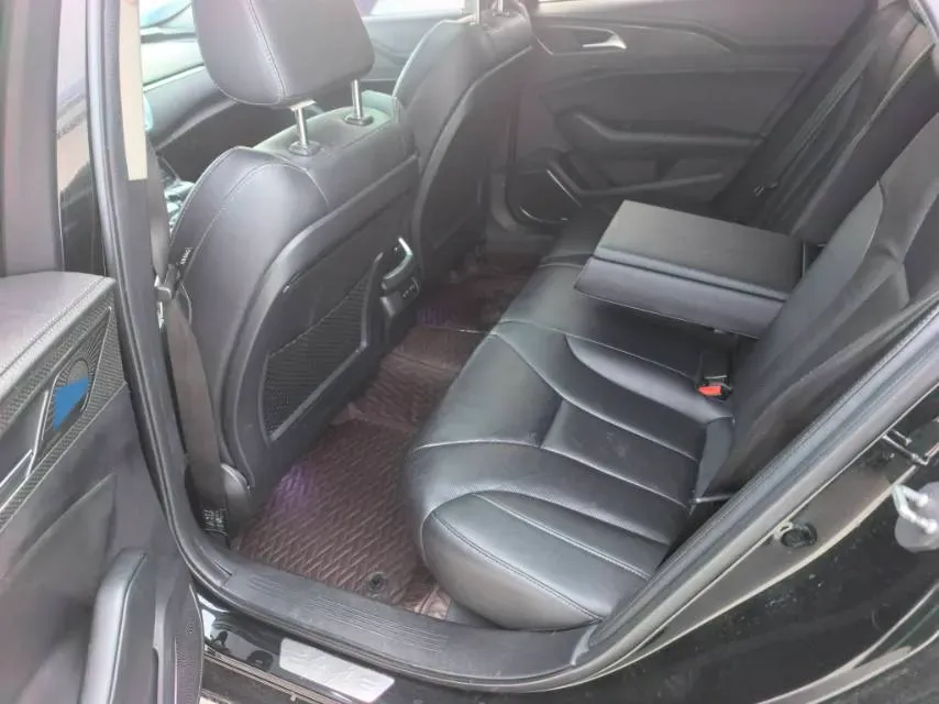 2020 HongQi H5 1.8T 197HP L4 6AT,autocango,china used car exporter,china ev exporter,chinese used car exporter,chinese used ev exporter