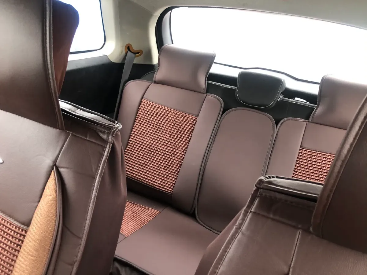 2016 BaoJun 560 1.5T 150HP L4 6MT,autocango,china used car exporter,china ev exporter,chinese used car exporter,chinese used ev exporter