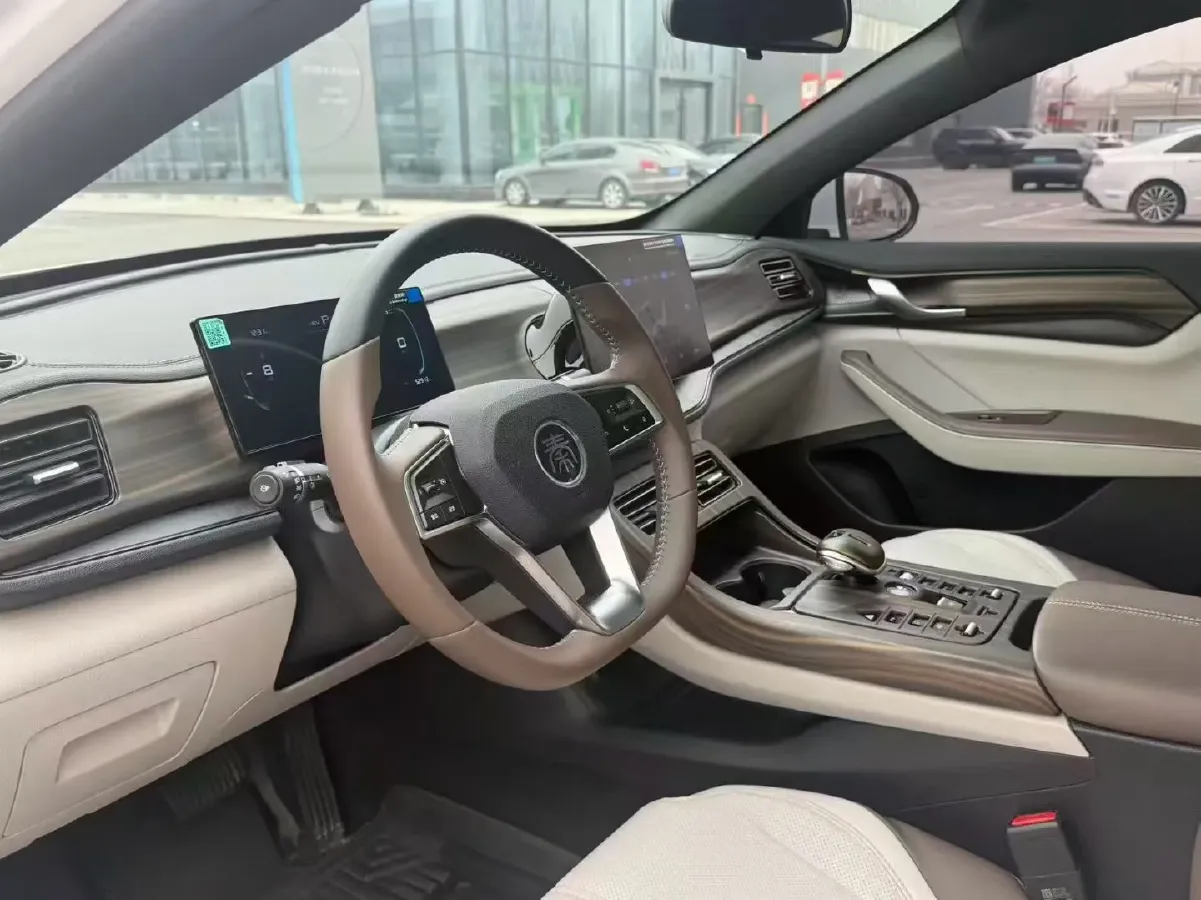 2025 BYD Seal05 DM-i 1.5L 101HP L4 E-CVT PHEV 7.68KWH,autocango,china used car exporter,china ev exporter,chinese used car exporter,chinese used ev exporter