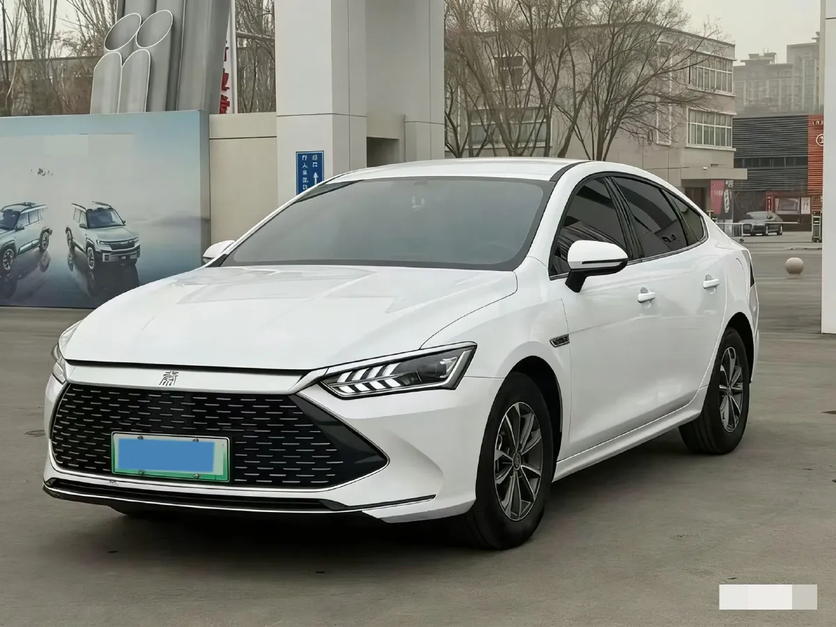 2025 BYD Seal05 DM-i 1.5L 101HP L4 E-CVT PHEV 7.68KWH,autocango,china used car exporter,china ev exporter,chinese used car exporter,chinese used ev exporter