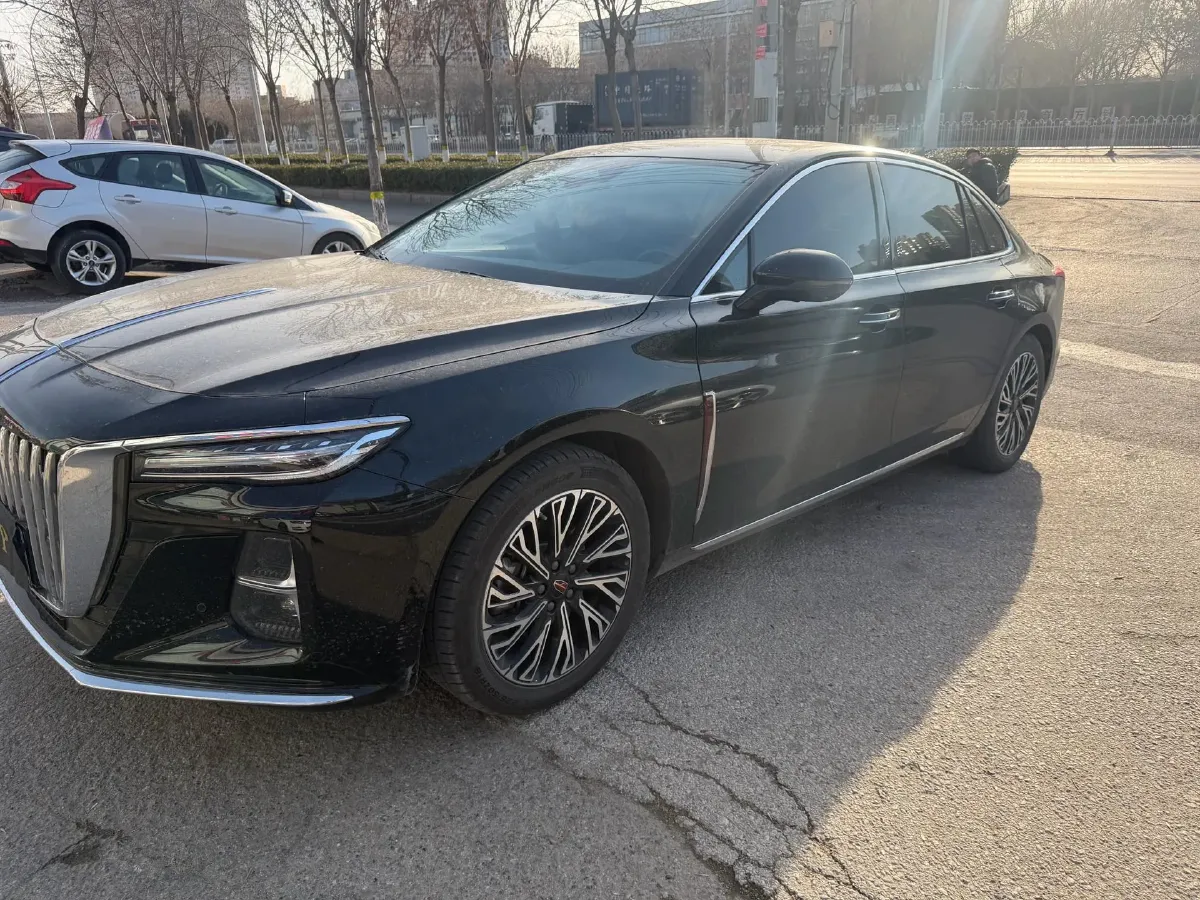 2022 HongQi H5 1.8T 197HP L4 6AT,autocango,china used car exporter,china ev exporter,chinese used car exporter,chinese used ev exporter