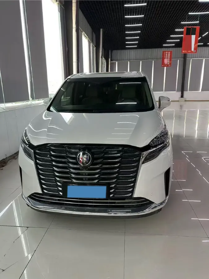 2023 Buick GL8 2.0T 237HP L4 9AT,autocango,china used car exporter,china ev exporter,chinese used car exporter,chinese used ev exporter