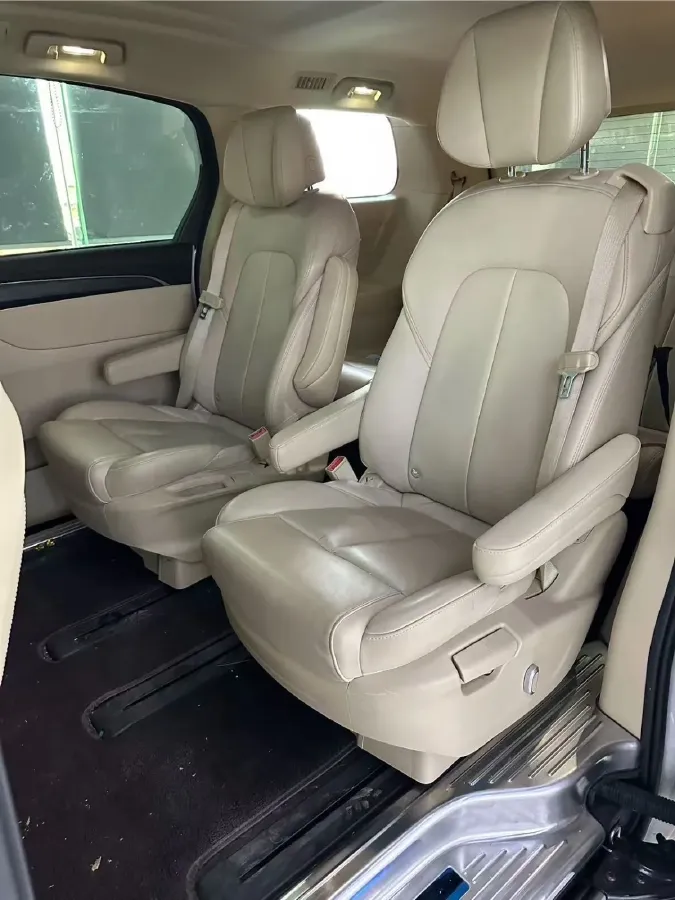2023 Buick GL8 2.0T 237HP L4 9AT,autocango,china used car exporter,china ev exporter,chinese used car exporter,chinese used ev exporter