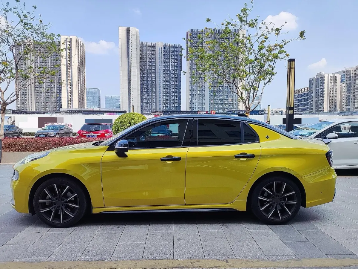 2022 LYNK&CO 03 2.0T 254HP L4 8AT,autocango,china used car exporter,china ev exporter,chinese used car exporter,chinese used ev exporter