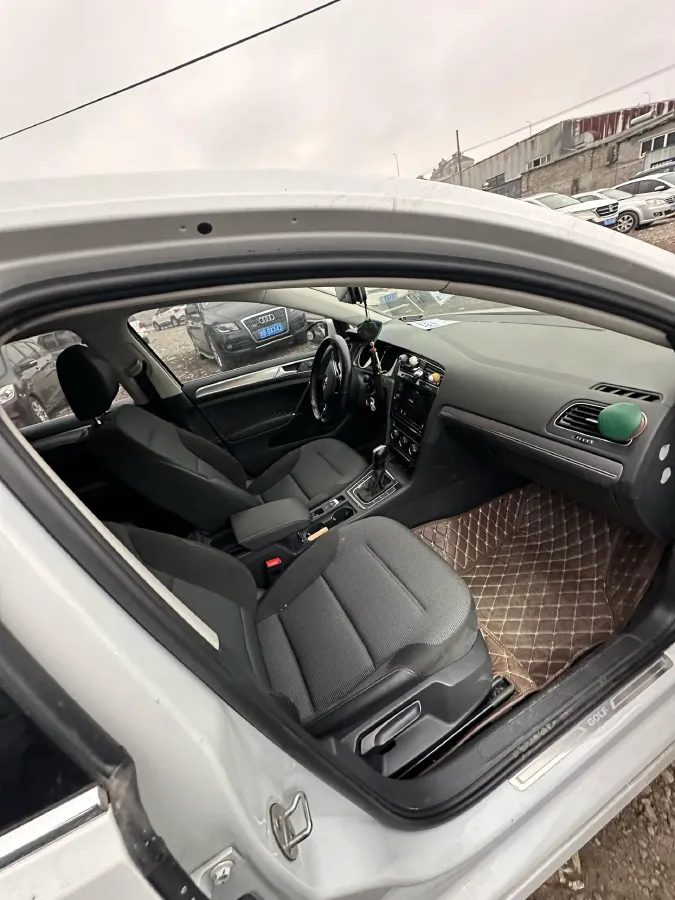 2019 Brilliance Auto V7 1.8T 231HP L4 7DCT,autocango,china used car exporter,china ev exporter,chinese used car exporter,chinese used ev exporter