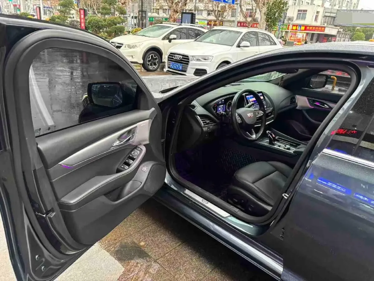 2021 Cadillac CT5 2.0T 237HP L4 10AT,autocango,china used car exporter,china ev exporter,chinese used car exporter,chinese used ev exporter